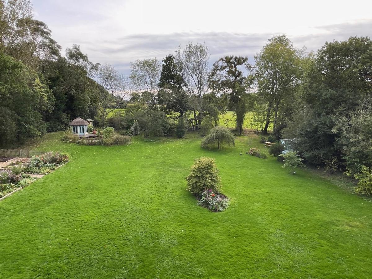 Fernwood Bed and Breakfast Ringwood Buitenkant foto